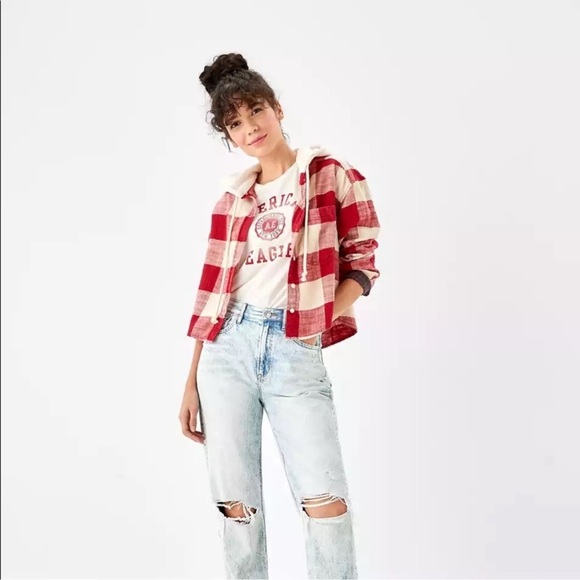 American Eagle | AE red cream buffalo check cropped flannel-sz L - Picture 2 of 8